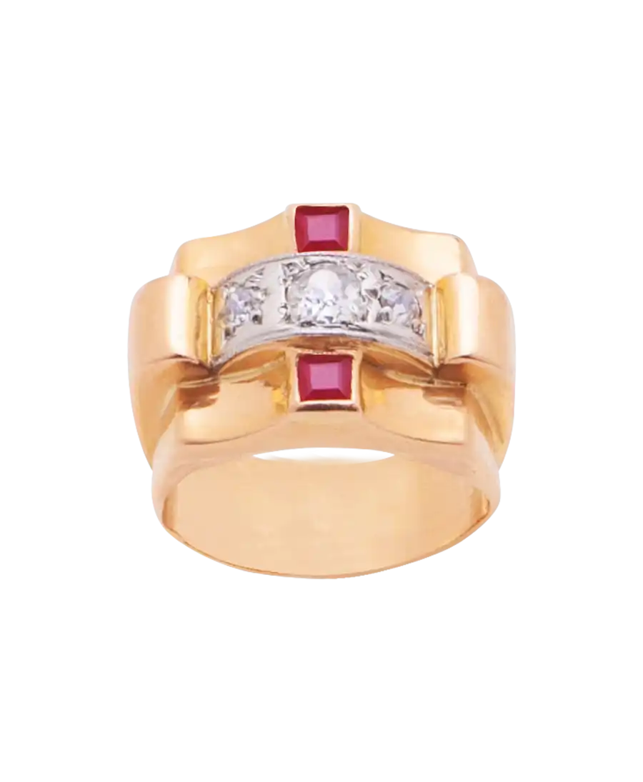 The TANK CIRCA 1950 ring is a majestic and refined ring with its rubies and diamonds.