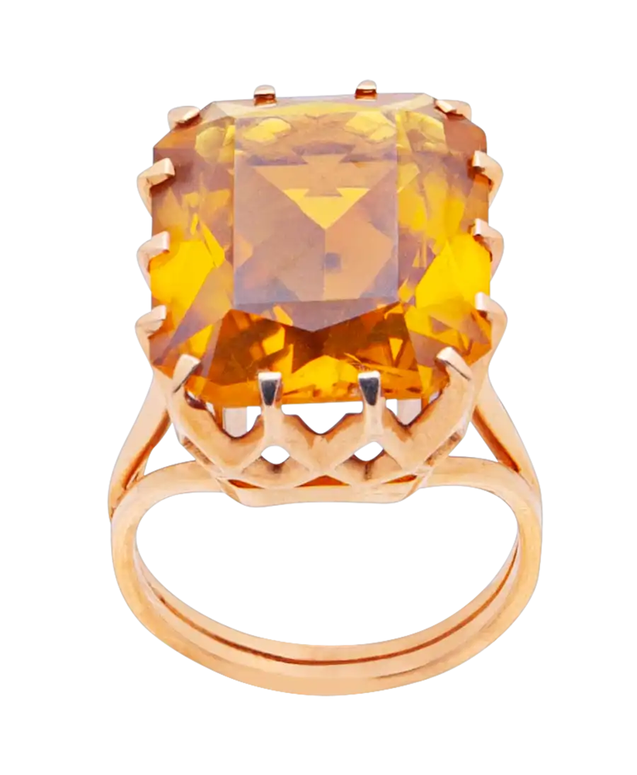 ROYAL CITRINE Ring in 18 Karat Yellow Gold with 14 prongs. Available at VIRTU LUXURY. ROYAL CITRINE Ring in 18 Karat Yellow Gold with 14 prongs. Available at VIRTU LUXURY.