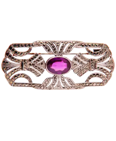 Beautiful vintage brooch is a brooch that will enhance you, there is no doubt about that.