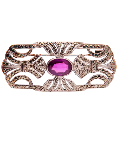Belle broche vintage est une broche qui vous sublimera, cela ne fait aucun doute.