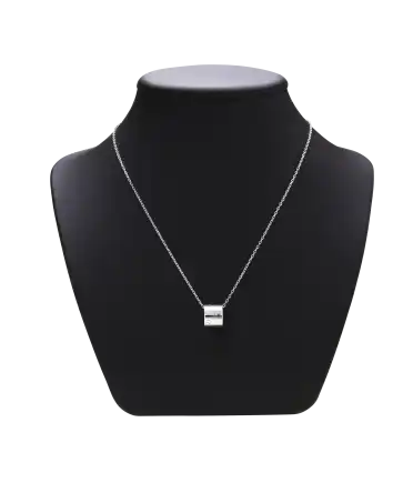 GUCCI necklace - luxury brand - renowned Gucci - designer necklace - silver - Available at VIRTU LUXURY