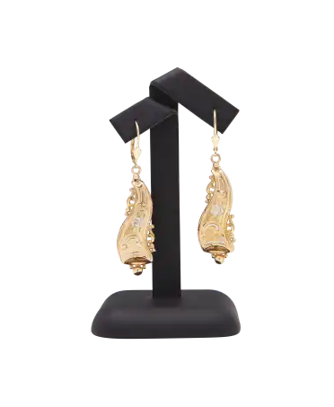 Refinement Earring in 18 Karat Yellow Gold. Available at VIRTU LUXURY.