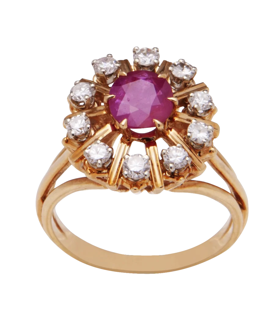 Pink Sapphire Daisy Ring in 18 Carat yellow gold. Available at VIRTU LUXURY.