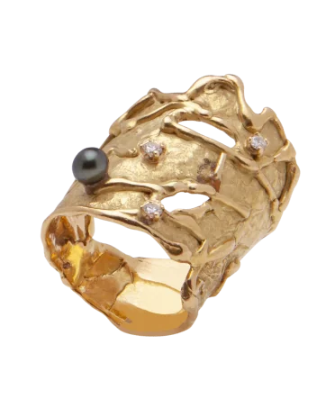 Pearl and Diamond Designer Ring in 18 Carat yellow gold; Available at VIRTU LUXURY.