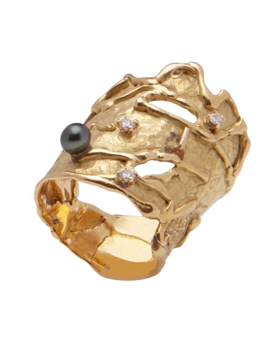 Pearl and Diamond Designer Ring in 18 Carat yellow gold; Available at VIRTU LUXURY.